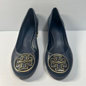 Tory Burch Amy Pump Navy Leather Shoe size 8